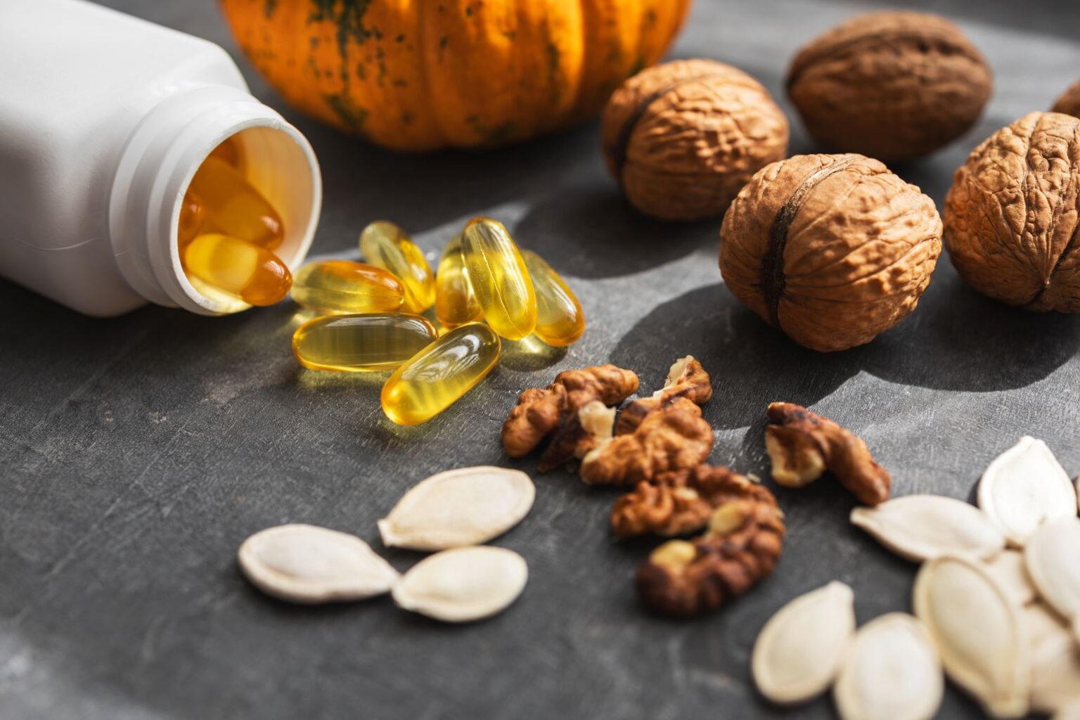 Cand se ia Omega-3 – avantajele administrarii dimineata sau seara